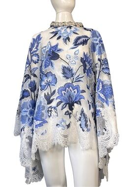 NWT RICH RADI Q's Lace Jacquard Cape Top Exquisite Garden Blue Floral Size 2XL